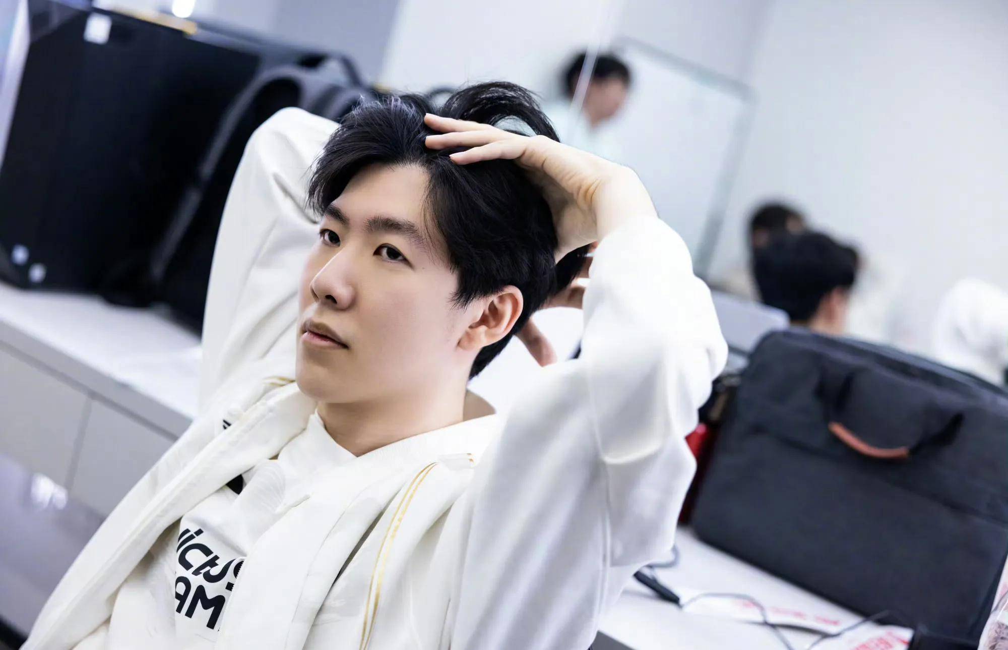 进攻效率受 进攻效率受