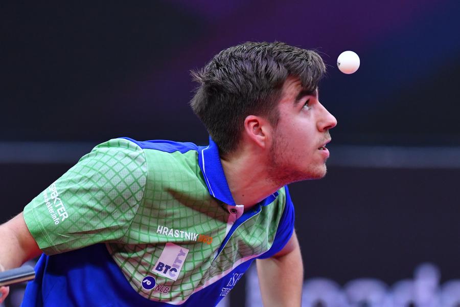 争中始终保 争中始终保