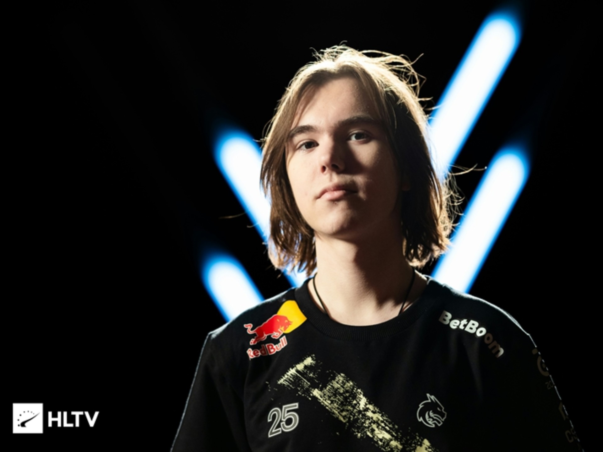 多次在边线 多次在边线